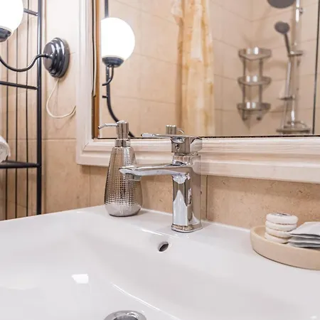 Alessia Homes Apartment *