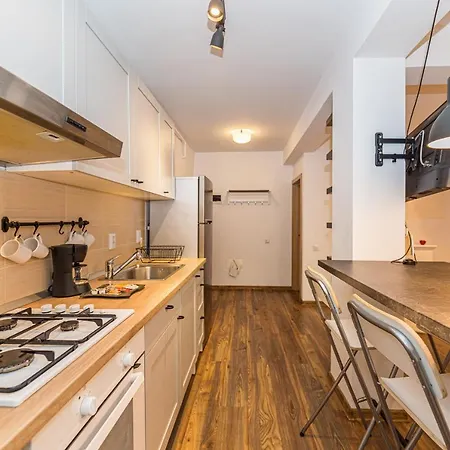 Apartman Alessia Homes Brassó